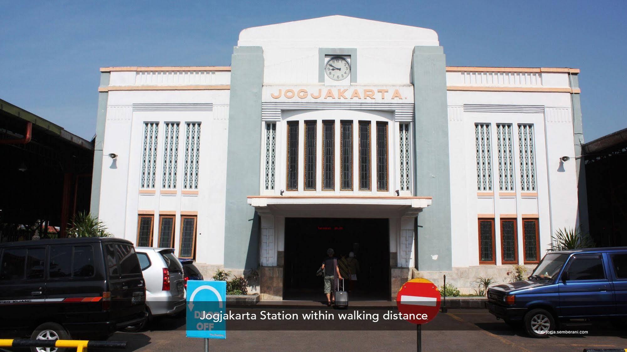 Zen Rooms Malioboro Sosrowijayan Wetan Yogyakarta Exterior foto